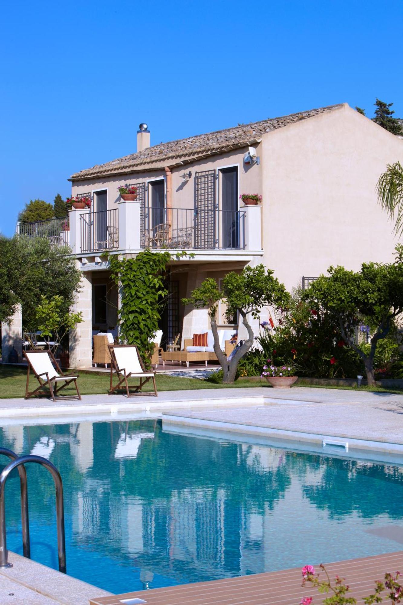 Baglio Sant'Andrea Bed and Breakfast Valderice Buitenkant foto