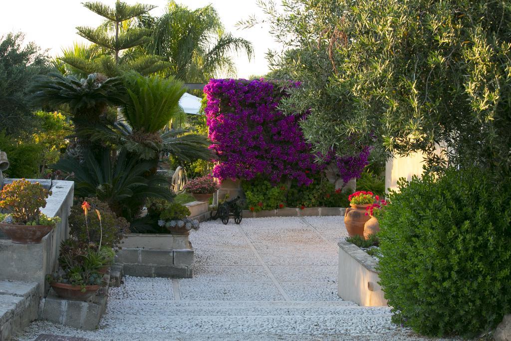 Baglio Sant'Andrea Bed and Breakfast Valderice Buitenkant foto