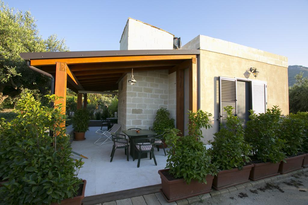 Baglio Sant'Andrea Bed and Breakfast Valderice Buitenkant foto